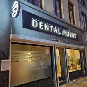 Enseigne lumineuse Dental Point